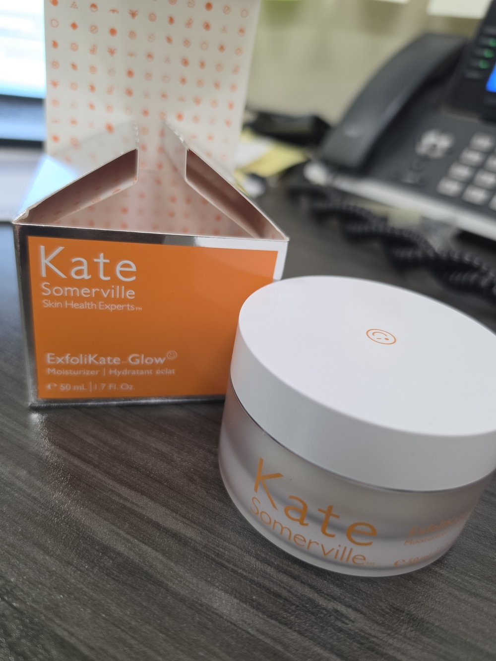 Kate Somerville ExfoliKate Glow Moisturizer - Orange, White